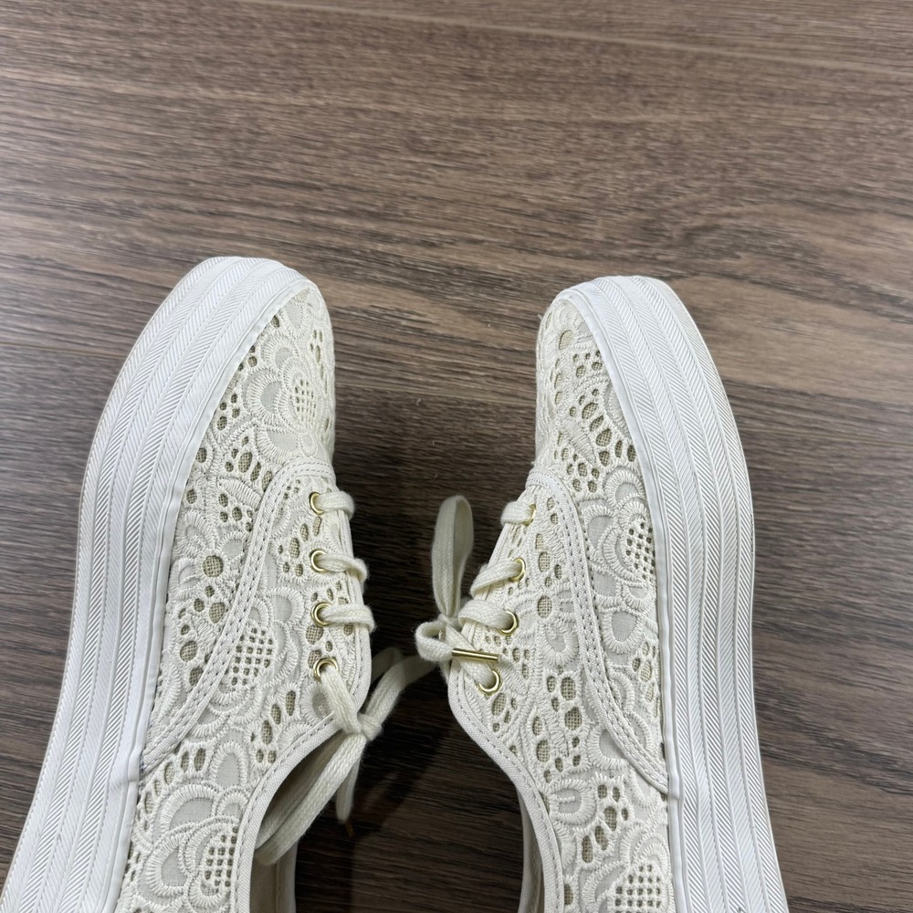 Keds Triple Lace Up Sneakers Cream Crochet Eyelet Floral Platform Low Top Shoes - Picture 8 of 16